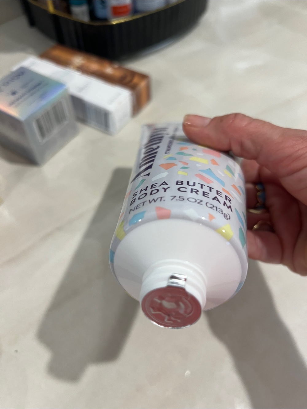 Cait + Co Amethyst Shea Butter Body Cream - Picture 3 of 3